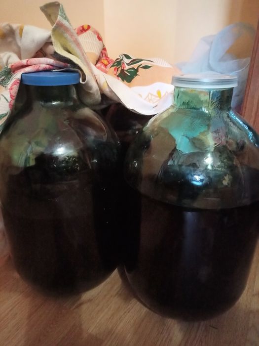 Смачний виноградний сік.