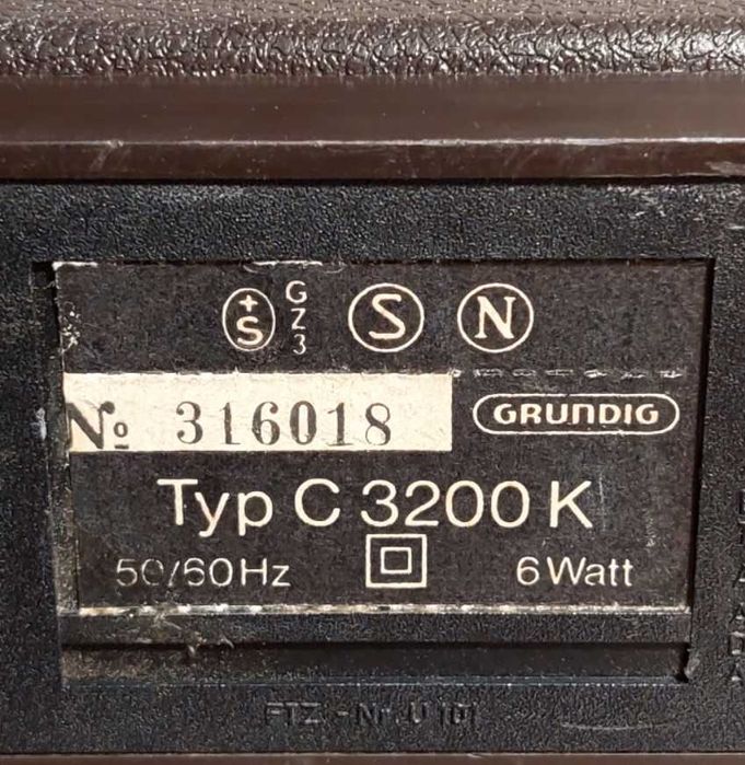 магнітола Grundig C-3200K