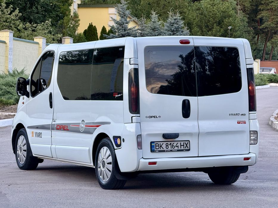 Opel Vivaro 1.9 ПАСАЖИР 9 Місць! Ідеальний Стан Гаражне зберігання 1 ВЛАСНИК!