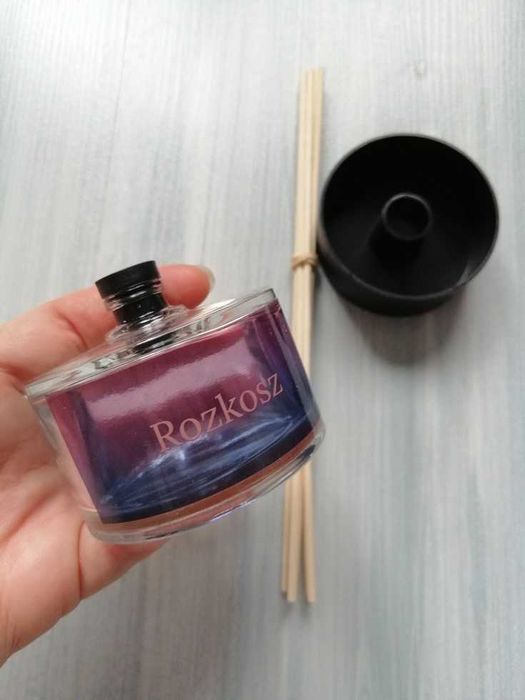 Aromatyczny dyfuzor zapachowy. Perfumy czarna orchidea. 50 ml. Nowy.
