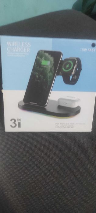 Ładowarka indukcyjna 3w1