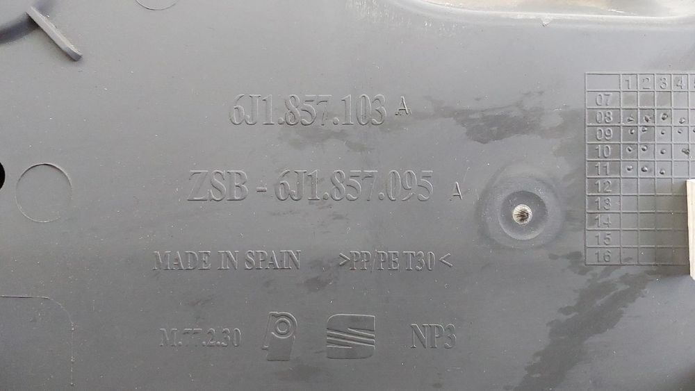 Porta luvas SEAT Ibiza IV (6J5, 6P1)
