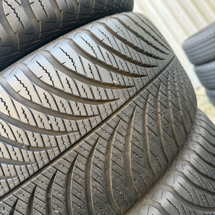 215/50/17 Goodyear  ector 4Seasons | 95% остаток | всесезоные