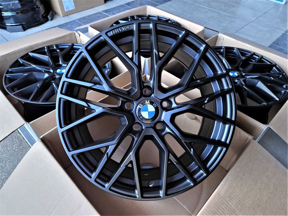 Alufelgi 17 BMW 5x120 1 3 X1 X3 F30 E90 E46 F20 E87 83 F25 Czarne 428