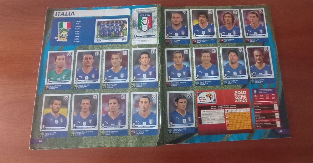Vendo caderneta completa
