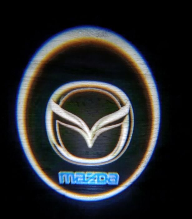 Бездротова підсвітку MAZDA