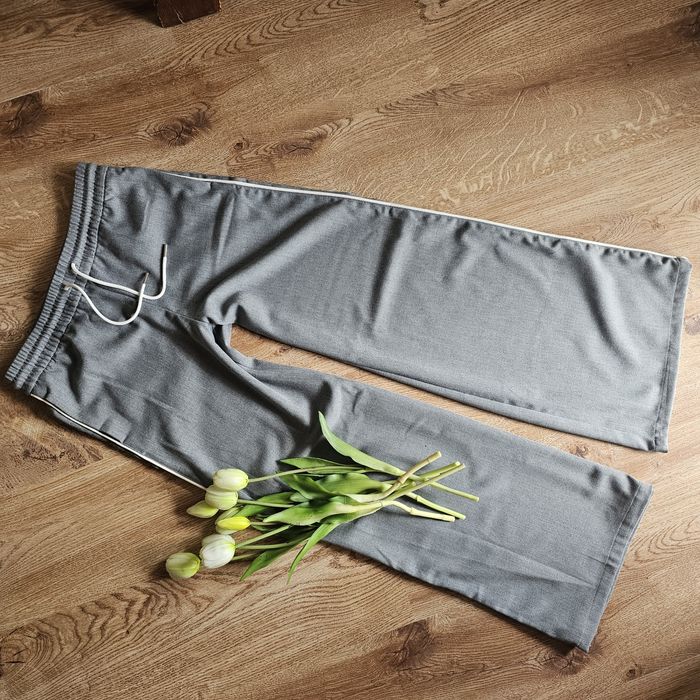 Spodnie z lampasem S