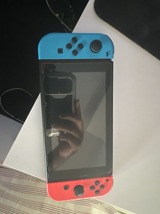 Nintendo switch  2 messes de uso