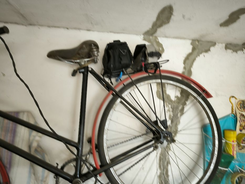 Два велосипеда Украина и Урал