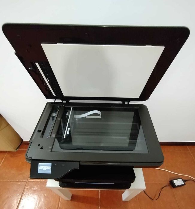 Impressora multifunções HP Officejet 7612 (formatos A3