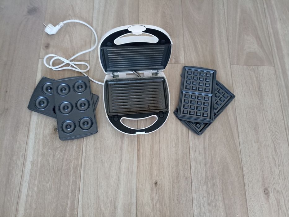 Tostadeira para tostas, donuts e waffle