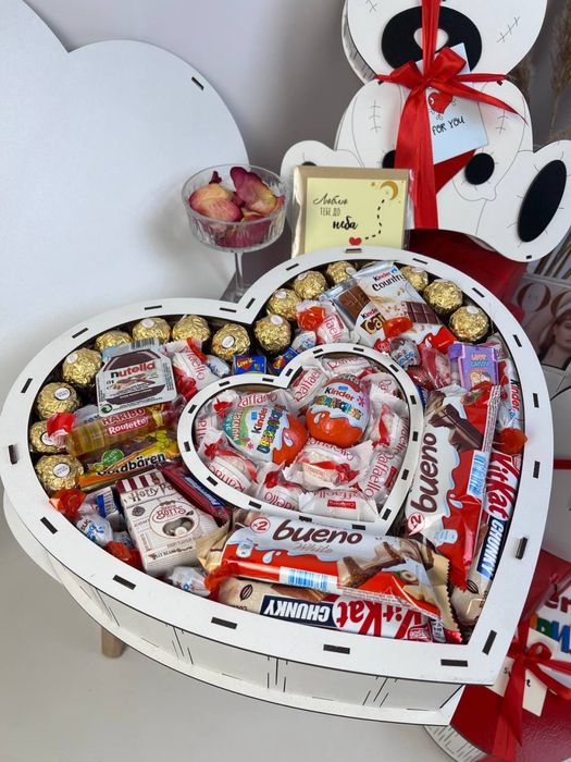 НАЙКРАЩА ЦІНА! Подарунковий набір с солодощами / Подарунок на свято