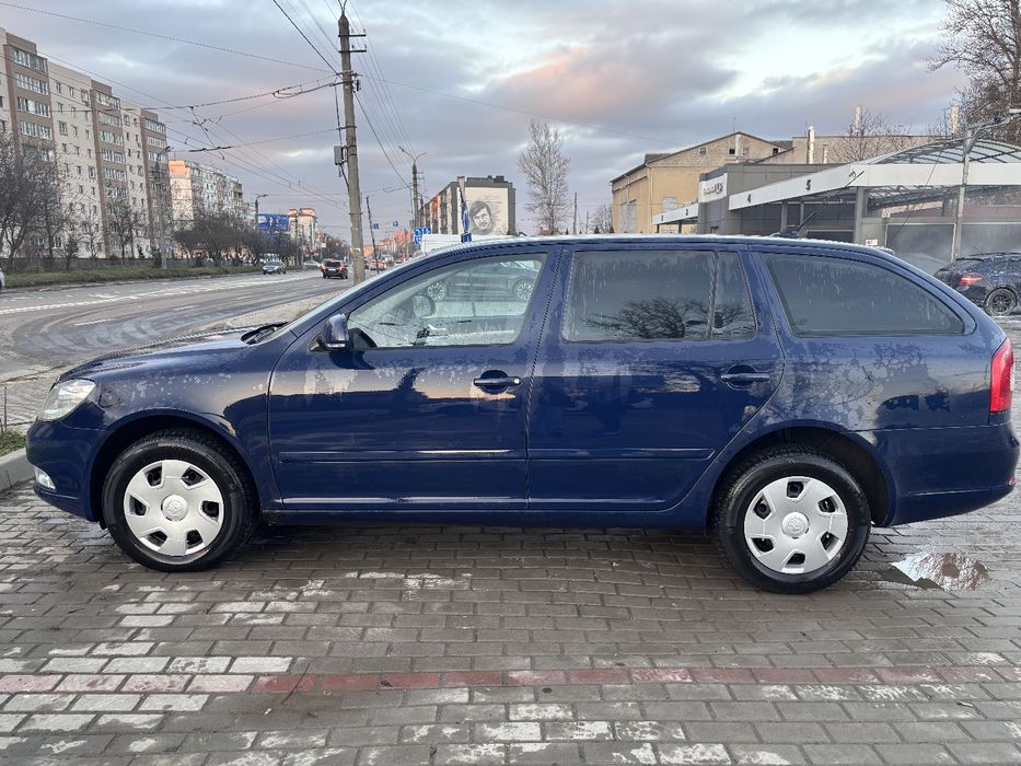 Продам Skoda Octavia 2012 року