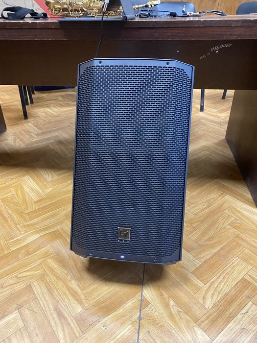 Electro voice EVERSE 8 12 Акумуляторна акустична система