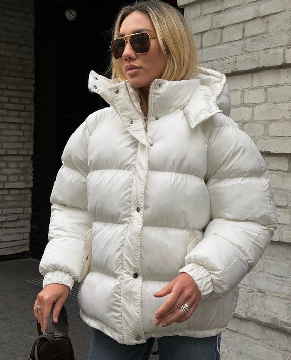 Пуховик класичної довжини
