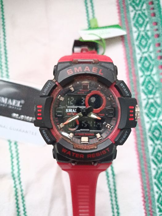 Годинник Smael  .