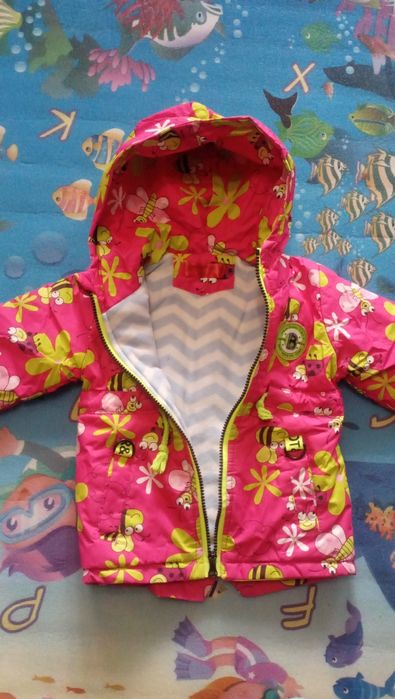 Курточки і жилетки весна/осінь всі три 200грн.