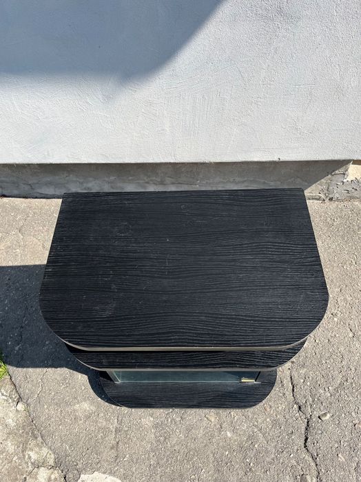 Комод,тумбочка,приліжкова тумба