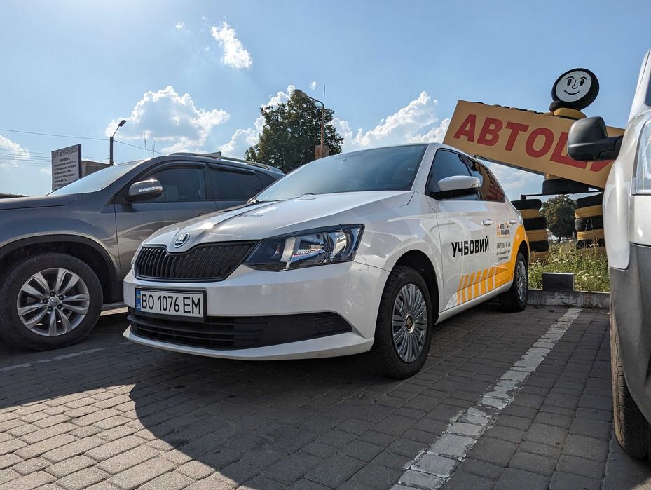 Уроки водіння/ автоінструктор/