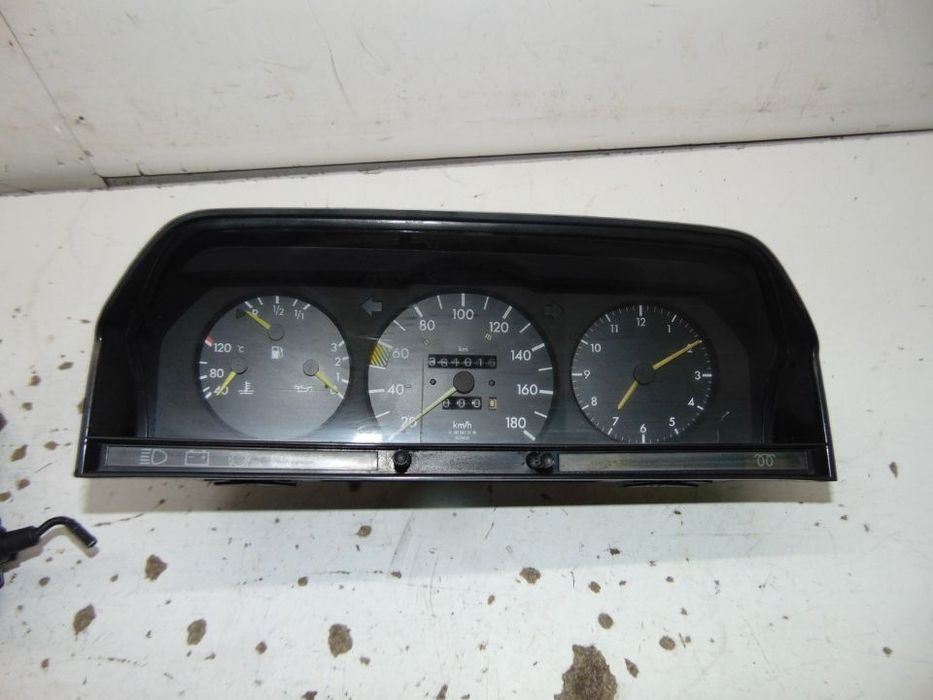 Mercedes 190/w201 diesel conta km´s e espelhos