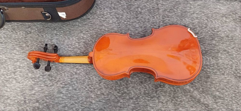 Скрипка від бренду STENTOR