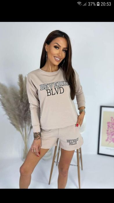 Dres damski uniwersalny