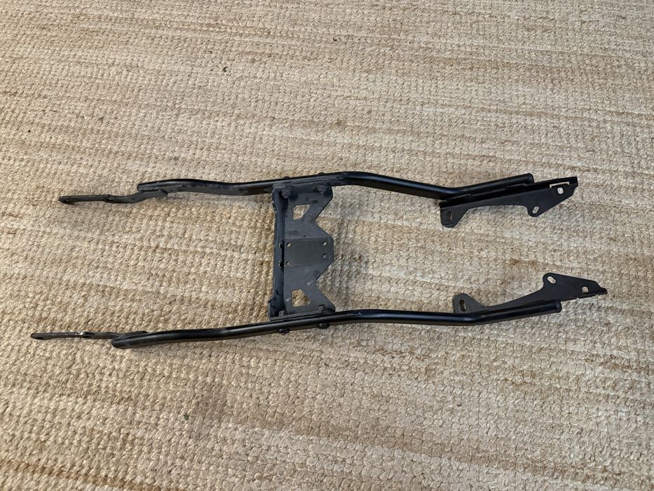 Apoio top case Da Givi para Honda CBR 500