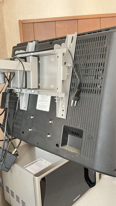 Продам телевизор