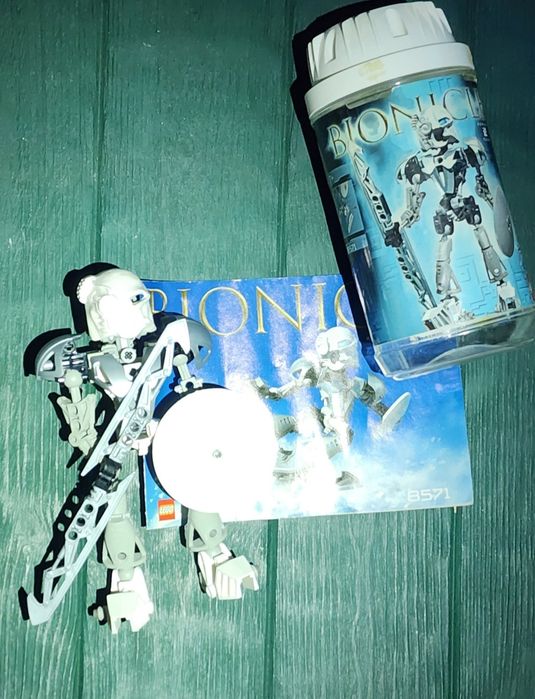 LEGO Bionicle 8571 Toa Kopaka Nuva набор с канистрой и инструкцией, комплектация целая, без дополнительных/вспомогательных деталей