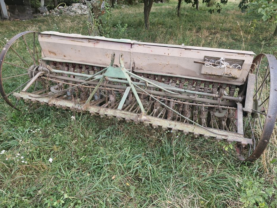 Siewnik konny z bronami