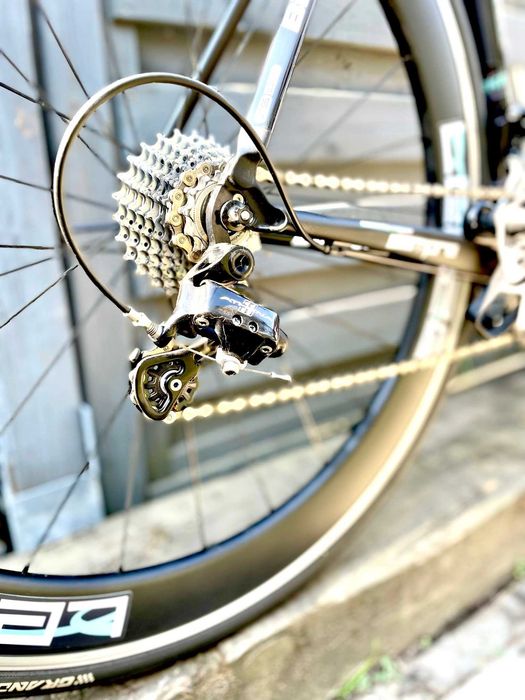 rower Bianchi Infinito Carbon – Campagnolo Athena 11s