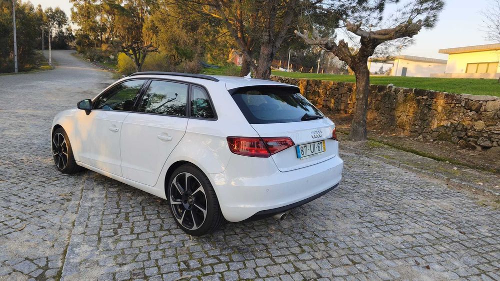 Audi A3 sportback 1.6 TDI full extras