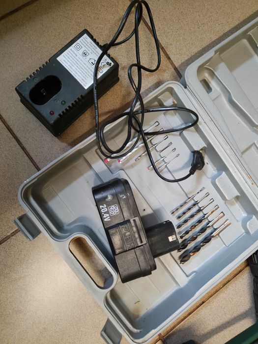 Wkrętarka akumulatorowa z baterimi i ładowarką JIN DING 20,4 V