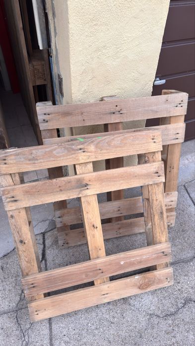 2 Paletes madeira 5€ cada