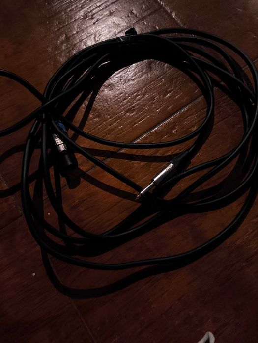 Cabos de som para colunas 2 cabos