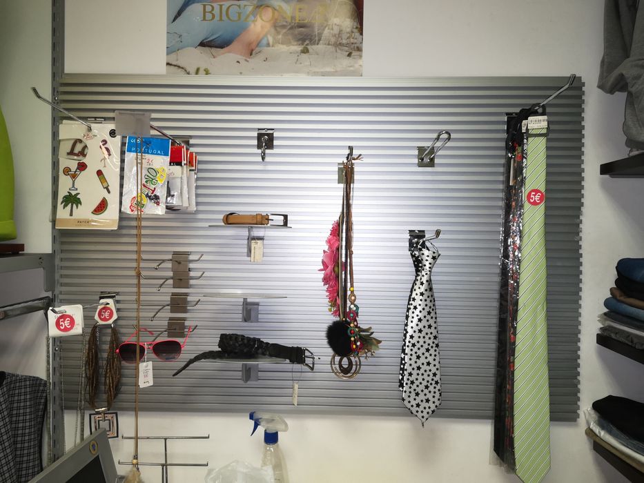 Mobiliário loja vestuário