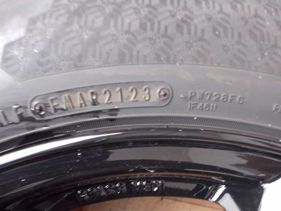 Falken EuroWinter HS02 215/65/17 103V XL z 2023r ładne