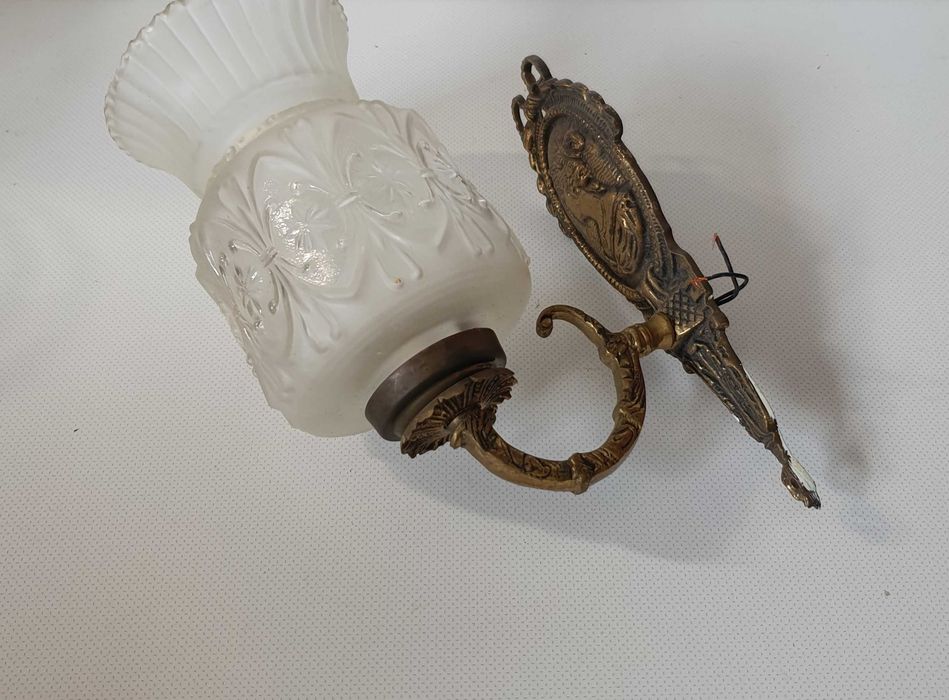 Candeeiro Aplique de parede, latão, 23cm, com figura feminina, anos 50