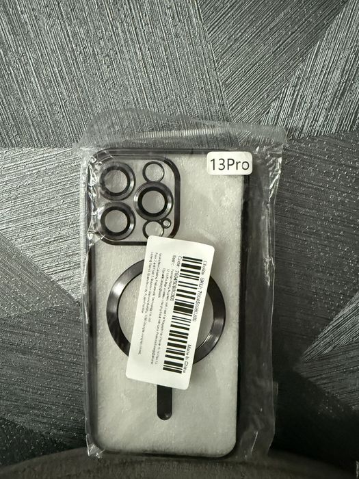 Продам чехол на айфон 13 про
