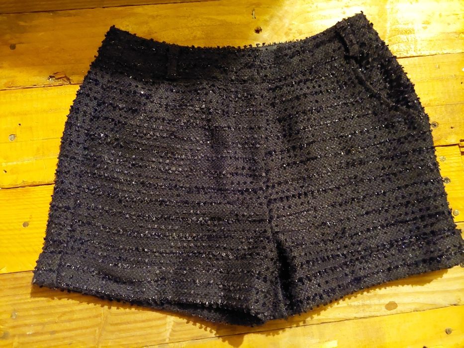 Krótkie eleganckie spodenki 134