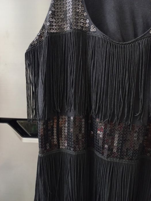 Vestido/túnica preto novo com franjas e lantejoulas