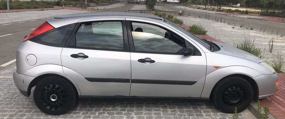 Vendo Ford Focus 1.4