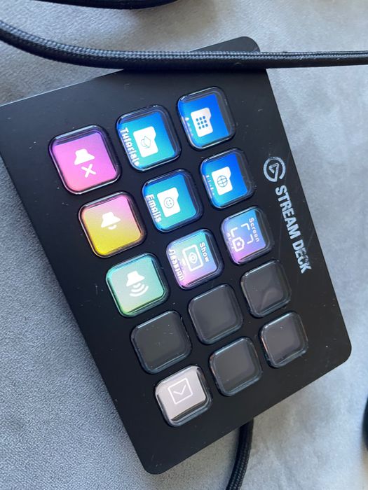 Elgato Stream Deck MK.2 15 przycisków sprawny bez kabla
