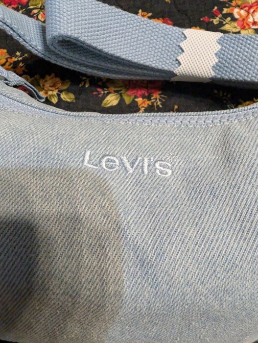 Крос-боді Levi's