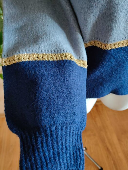 NOWY granatowy brązowy złoty ciepły sweter dekolt V  36/38 S/M Rainbow