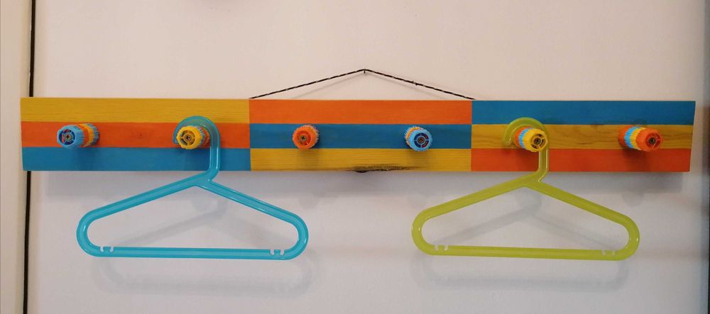 Cabide madeira maciça