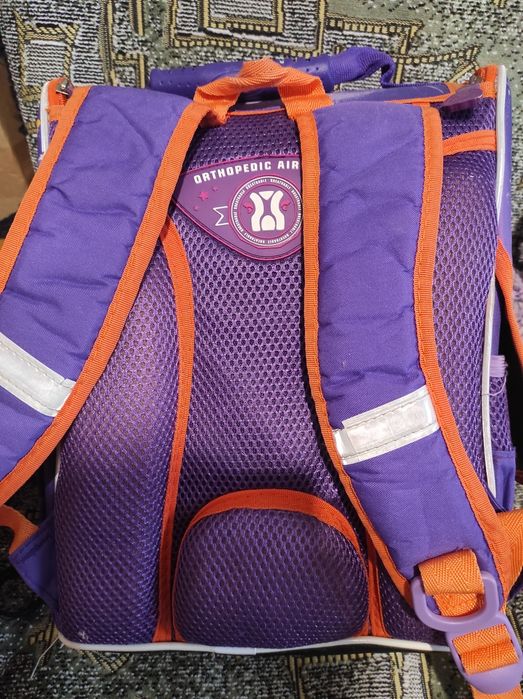 Рюкзак, портфель для дівчинки