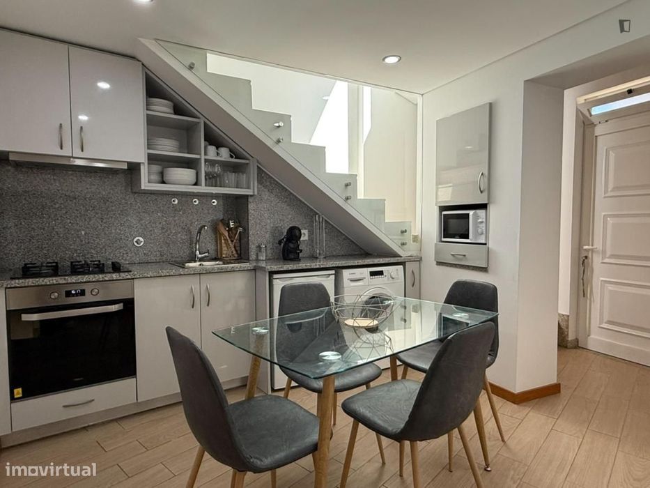 Apartamento com 1 quartos - localizado em Campanhã Porto