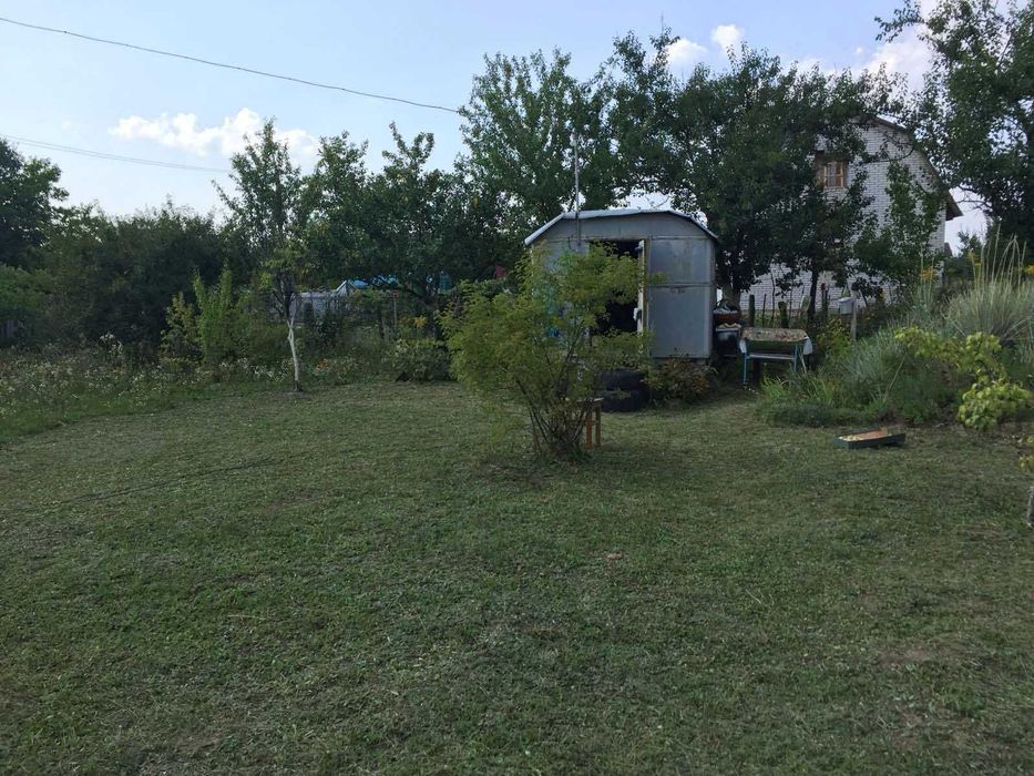 Продаж земельної ділянки с. Півні