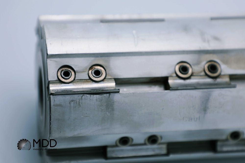 A226. Głowica stalowa 115x220x40 Z6 segmentowa